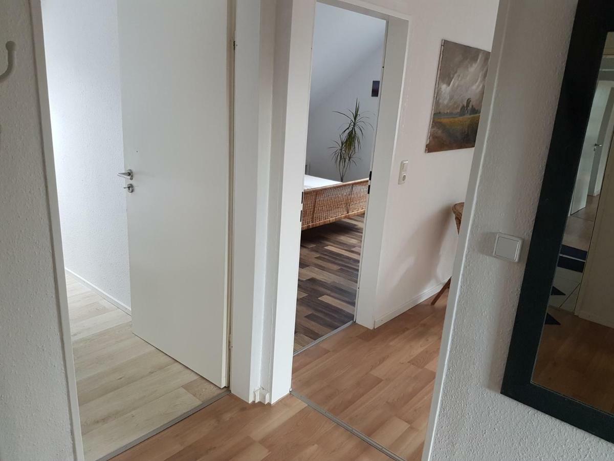 Kuenstler Ferienwohnung 3 Zimmer Kueche Bad Zentrale Lage Wulsbuttel 외부 사진